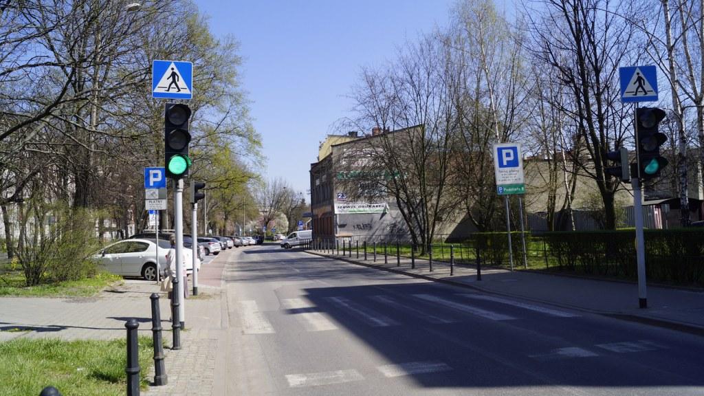 Nowy Świat - remont nawierzchni jezdni