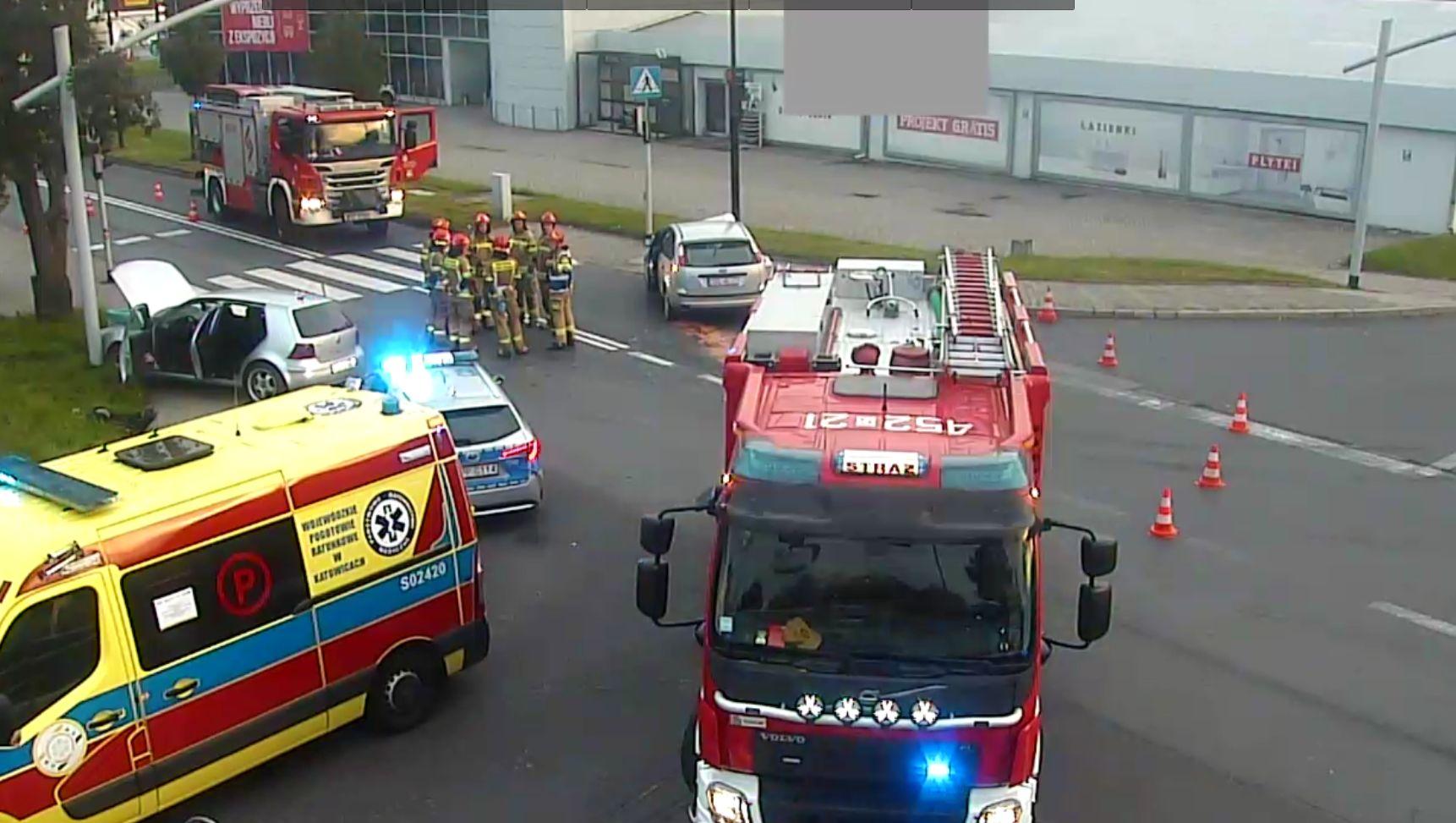 Zdarzenie drogowe Łabędzka/Edisona - omijajcie ten rejon