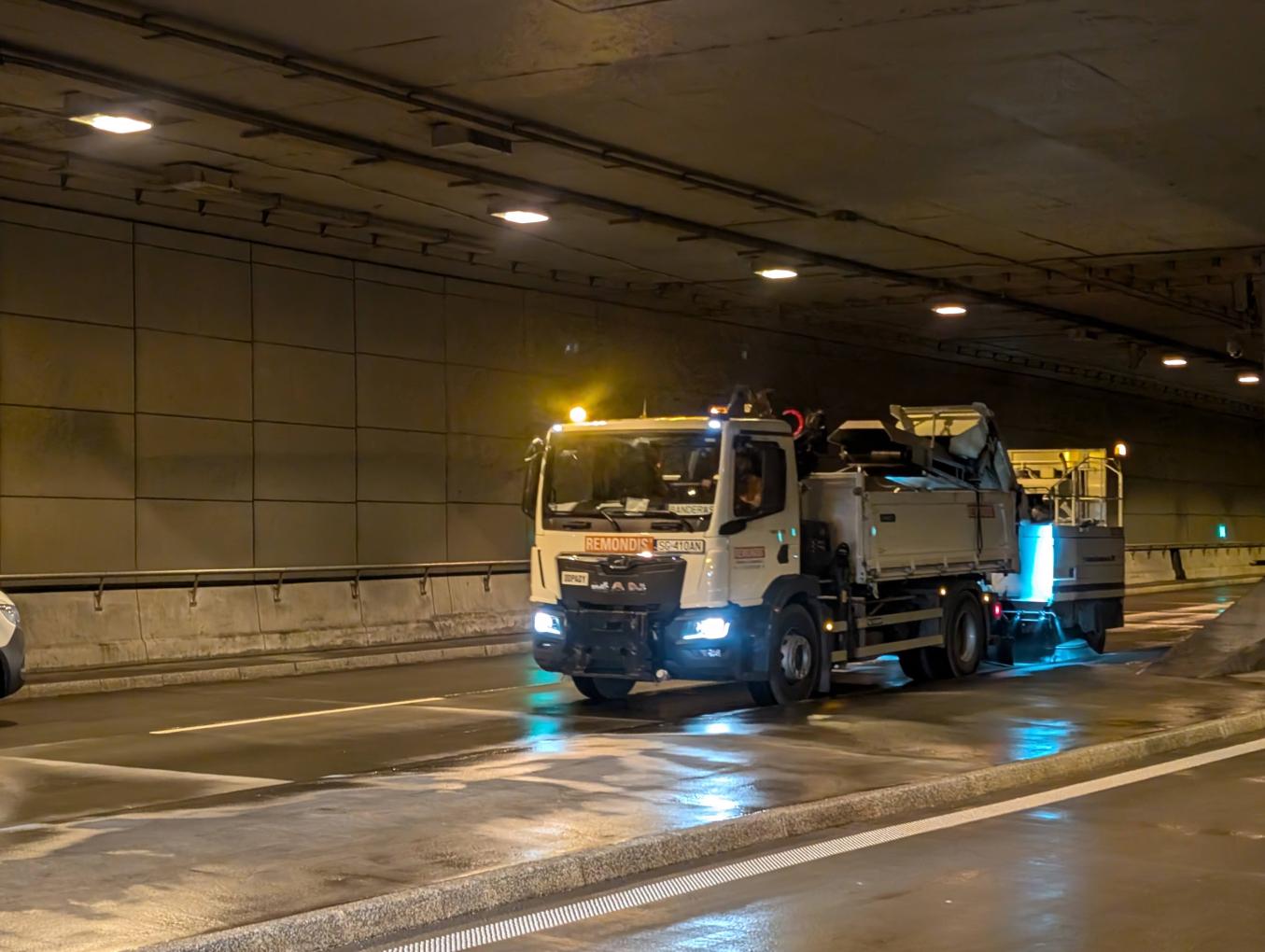 Kilkugodzinna przerwa w przejeździe tunelem DTŚ