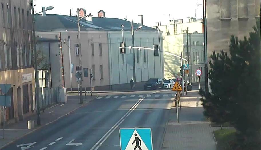 Brak zasilania - nie działa sygnalizacja świetlna dla pieszych na Jana Śliwki