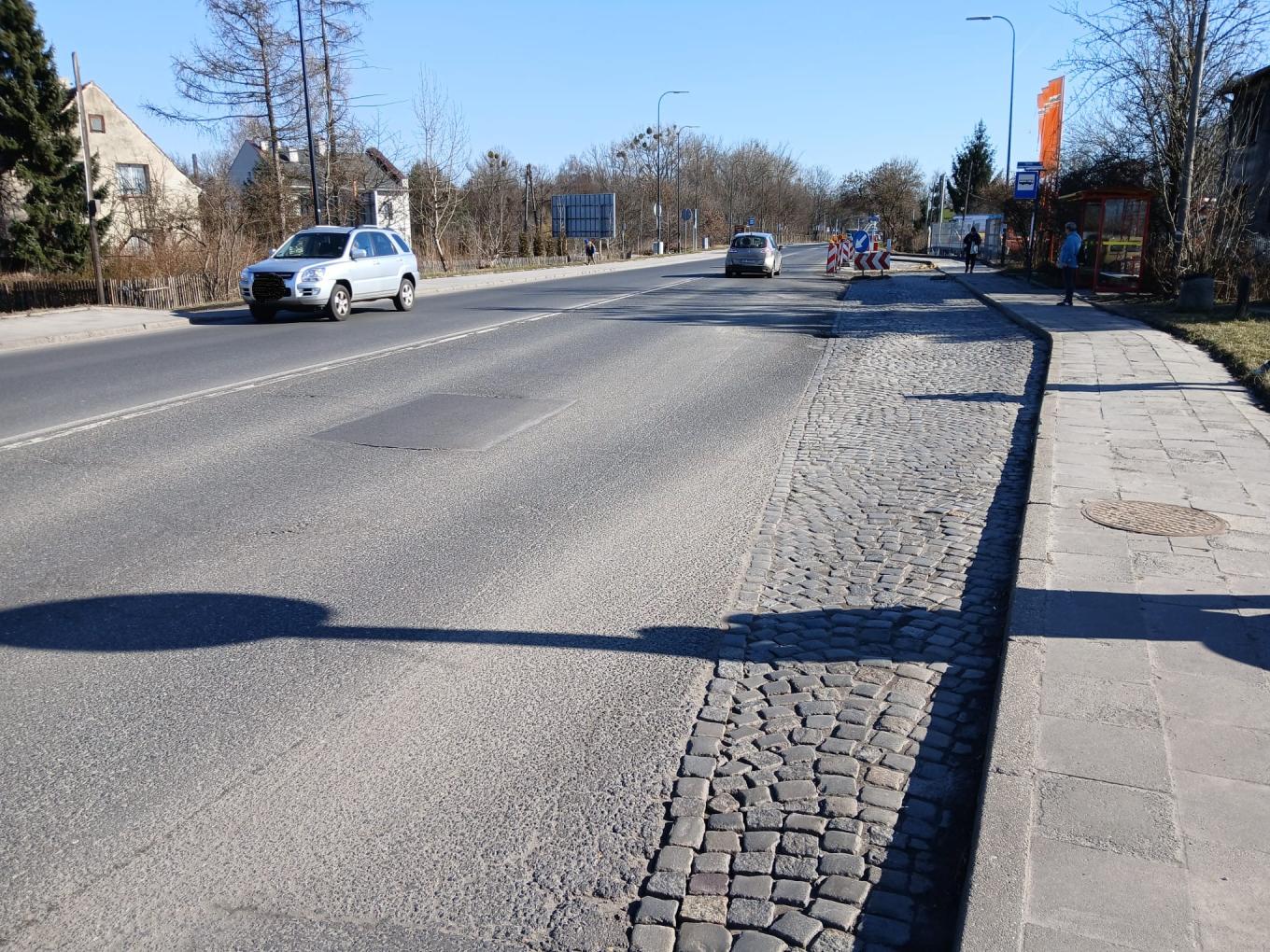 Remont zatoki autobusowej przy ul. Pszczyńskiej - niewielkie utrudnienia.