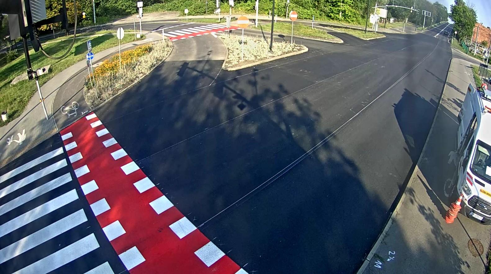 Remont skrzyżowania Pszczyńska/Pocztowa zakończony. Trwa odtwarzanie oznakowania poziomego.